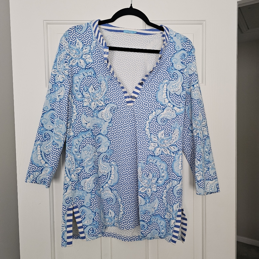 J. McLaughlin Blue and White Patterned Women's Top Size M